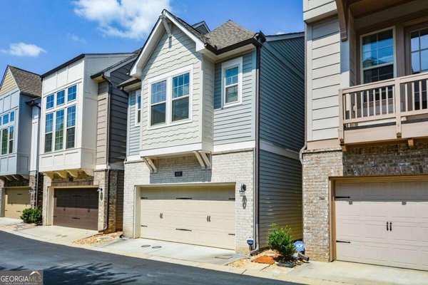 1097 Kirkland Circle, Smyrna