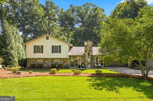 1088 Oak Grove Circle Lawrenceville