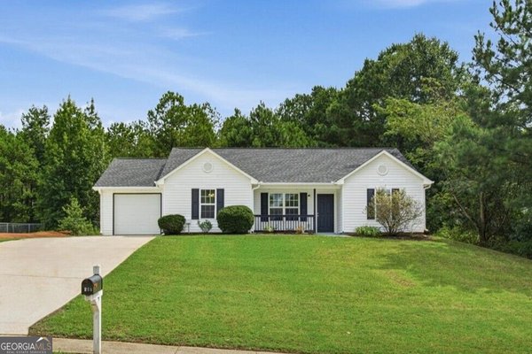 255 Hunters Trace, Covington