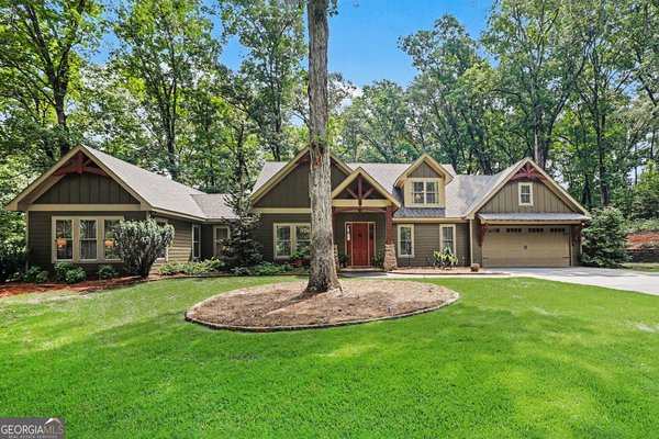 223 Lake Coweta Trail, Newnan