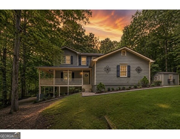 4276 Logans Court, Loganville