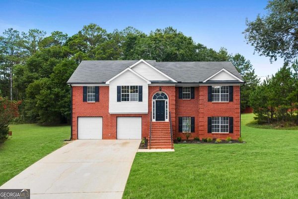 130 Fields Creek Way, Covington