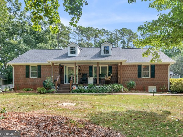 20 Valley Trail, Covington