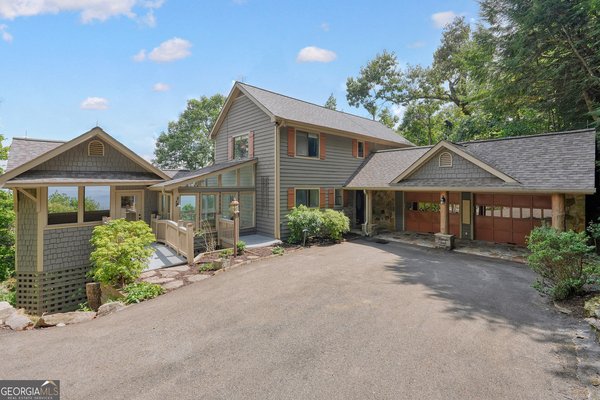 73 Resting Bear Ridge, Big Canoe
