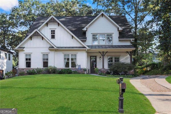 2043 Cambridge Avenue, Atlanta