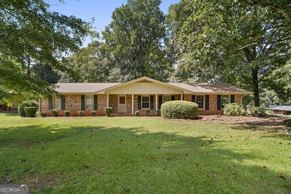 1311 Mary Dale Drive, Lilburn