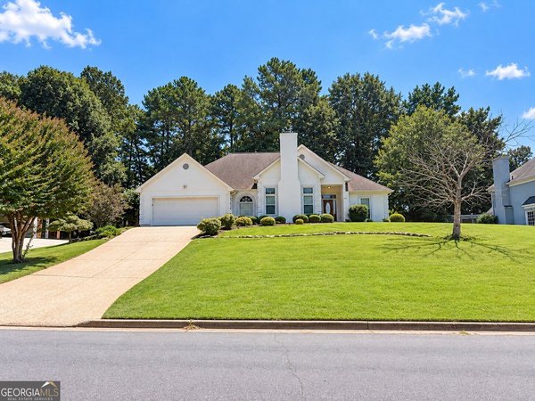 1090 Swan Mill Court, Suwanee