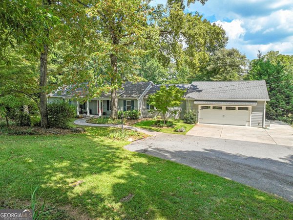 123 Swanson Road, Fayetteville