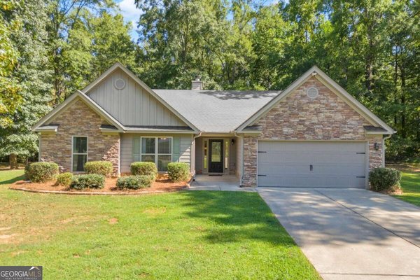 111 Buttercup Lane, Bogart