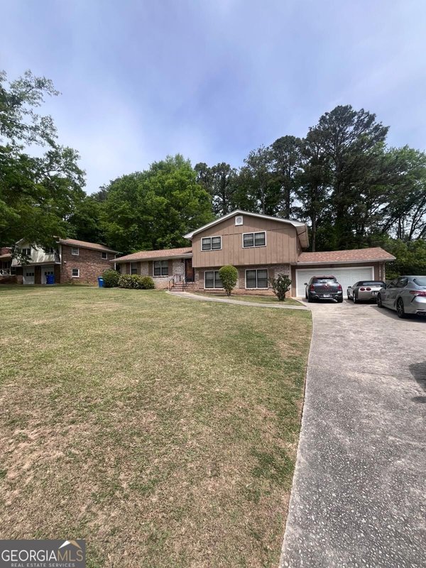 4240 Melanie Lane, Atlanta