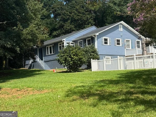 1724 Barnesville Highway, Thomaston