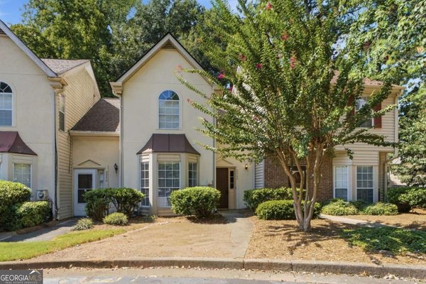 2260 Fairways Court Kennesaw