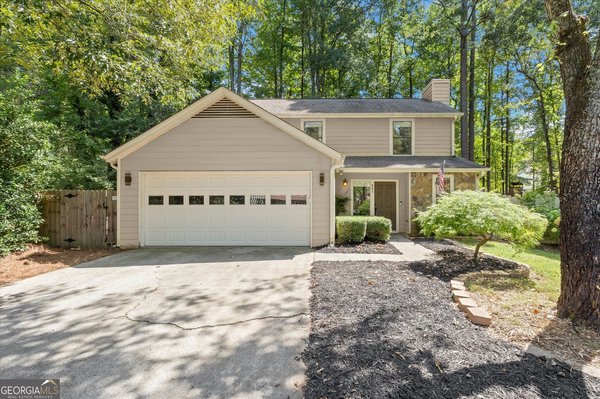 905 Laurel Mill Drive, Roswell