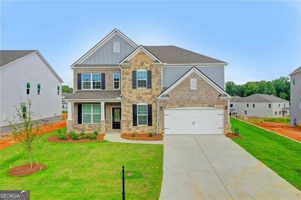 5280 Blue Mountain Lane, Cumming