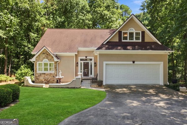 4080 Stony River Way Snellville