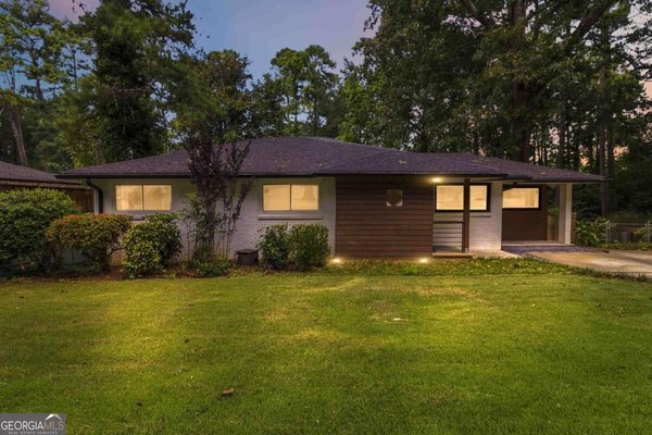 2154 Plaster Road, Atlanta