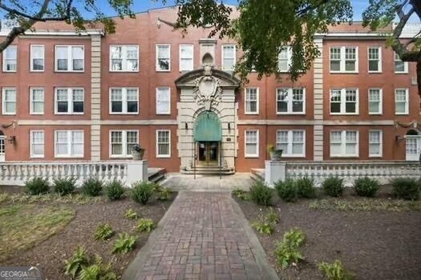 2840 Peachtree Road, Atlanta