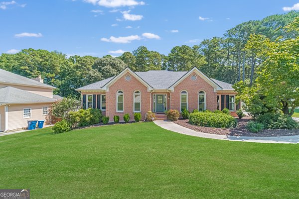2078 Lakewood Circle, Grayson