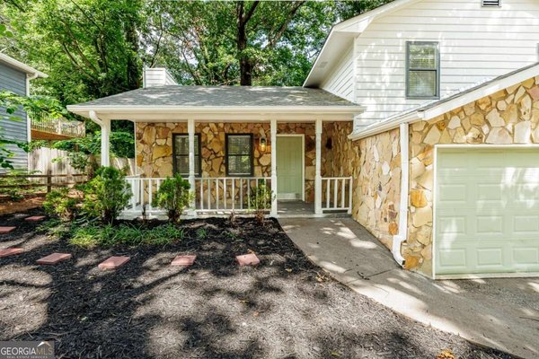 627 Ridge Avenue, Stone Mountain