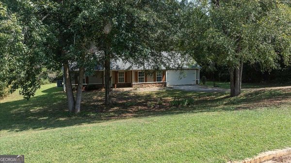 417 Beacon Drive, Maysville