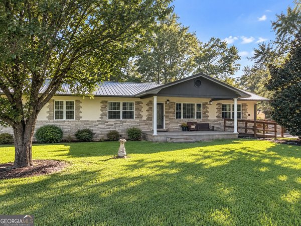 4702 Old Savannah Road Millen