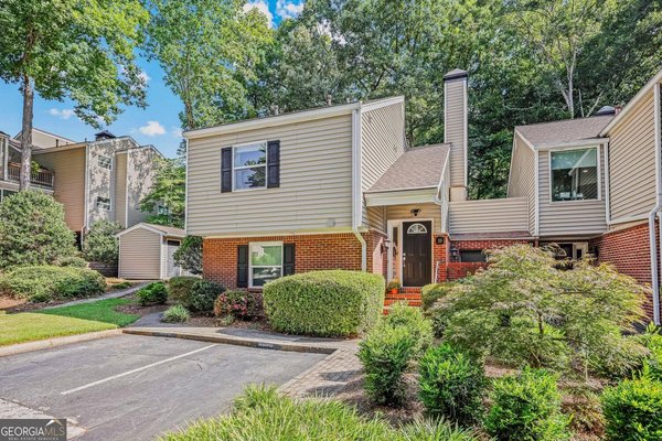 33 Dunwoody Springs Drive, Atlanta