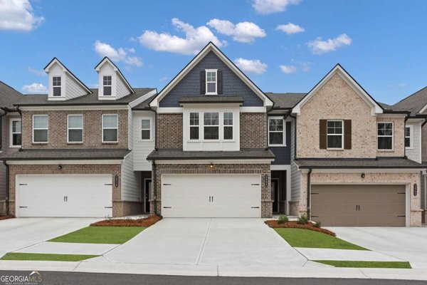 116 Rope Mill Court, Holly Springs