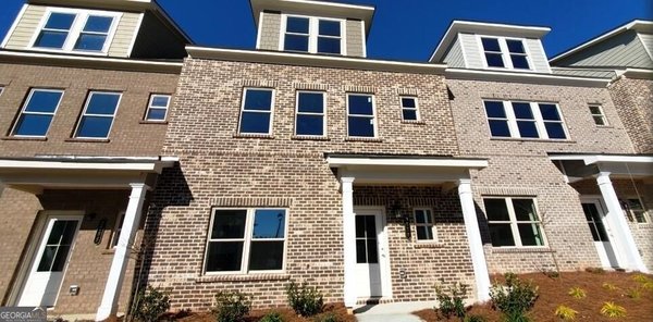 3608 Hidden Valley Cir, Lawrenceville