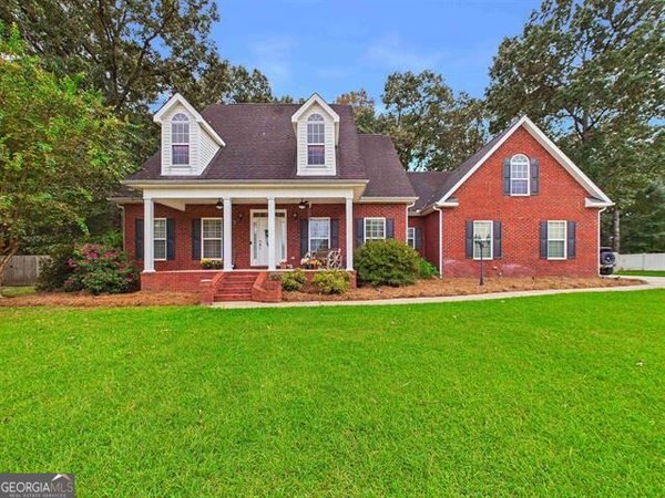 129 Gardenia Drive, Warner Robins