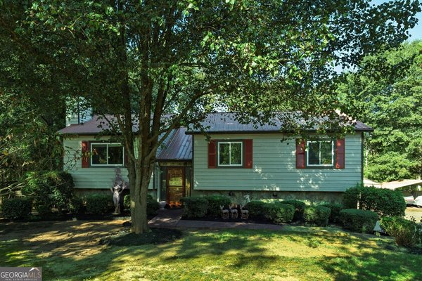 101 Holly Creek Court, Woodstock