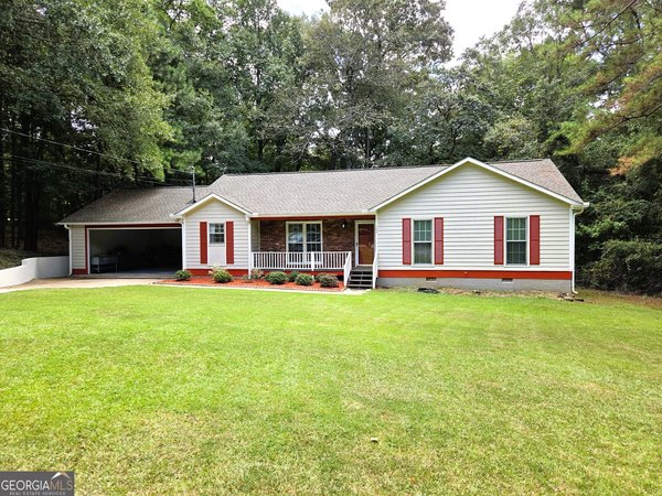 104 Cedar Creek Court Lagrange