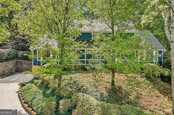 145 Old College Way, Sandy Springs