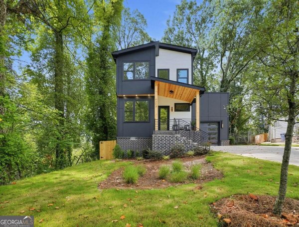 1302 Bernard Street, Atlanta