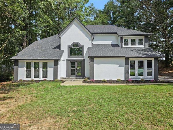 4207 Lake Rill Court, Marietta