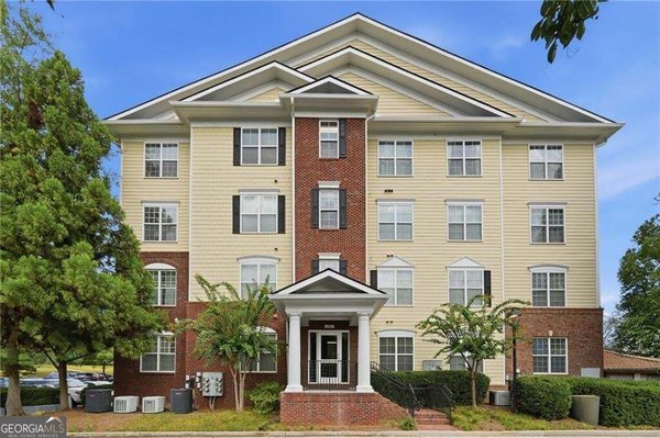 1975 Nocturne Drive, Alpharetta