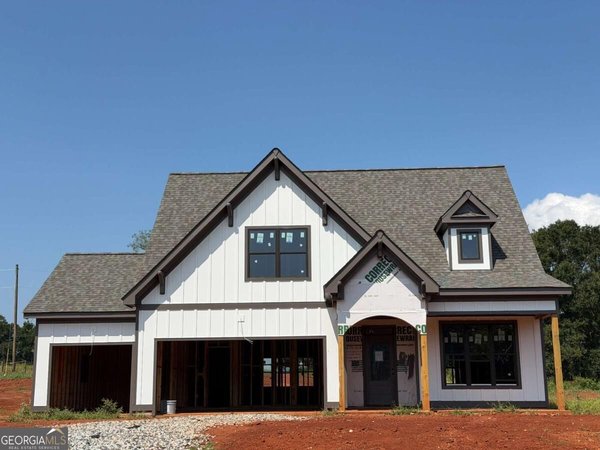 1016 Goldfinch Trail, Winder