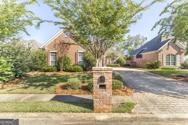 105 MacIntosh Lane Centerville