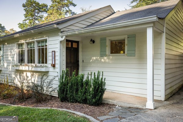 1241 Oldfield Road, Decatur