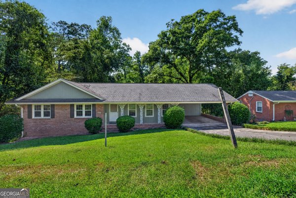 456 Adrian Place Macon