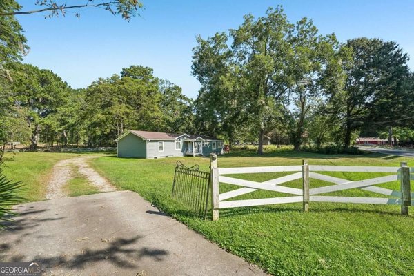 718 Panola Road, Ellenwood