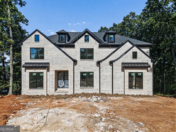 1728 Plunketts Road, Buford