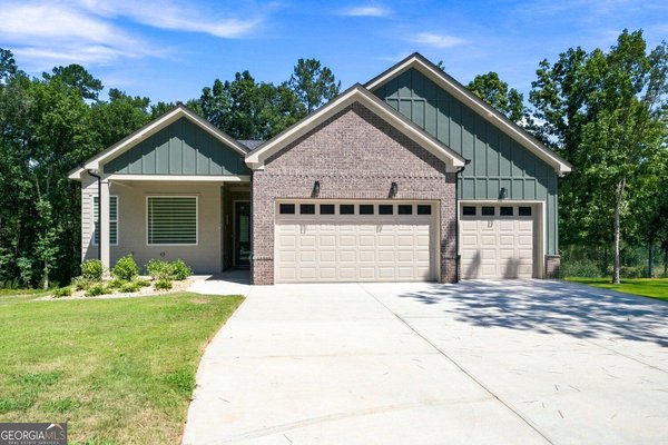 2541 Aniki Bee Drive, Monroe