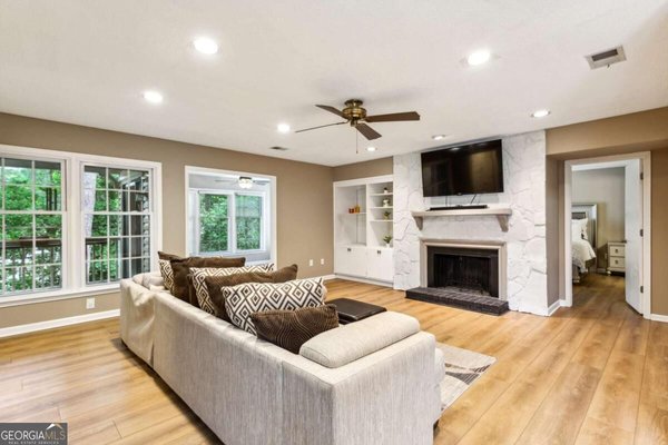 843 Sentinel Ridge Marietta