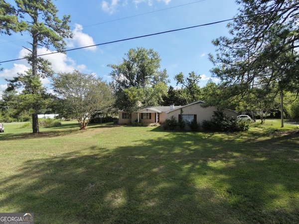 60 Ridge Road, Macon