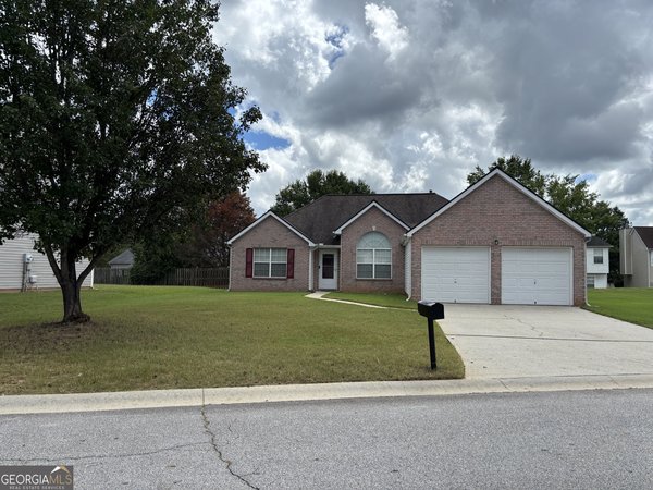 11943 Spring Lake Way, Fayetteville