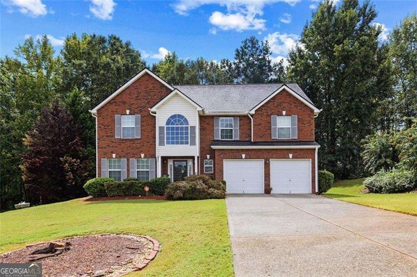 1835 Winding Crossing Trail, Fairburn