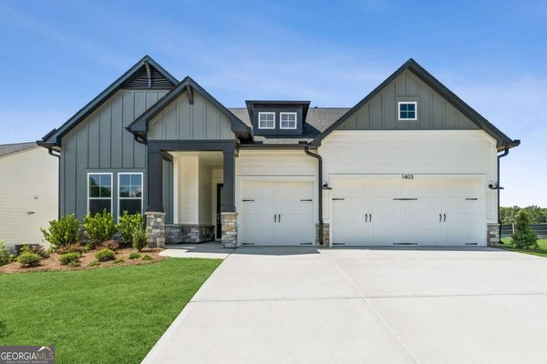 1403 Autumn Lake Drive Gainesville