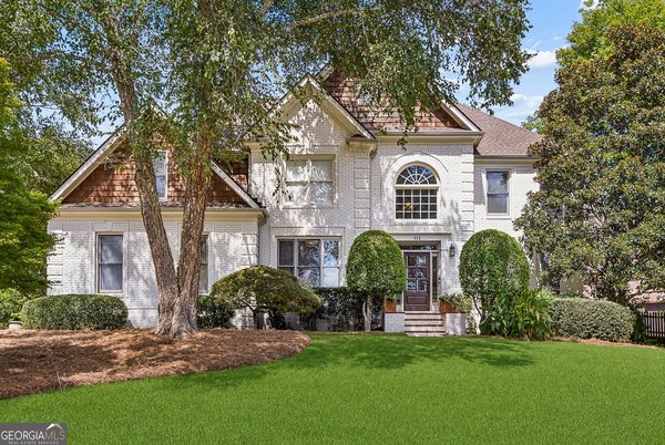 935 Water Grove Court, Roswell