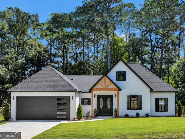 61 Doris Street, McDonough