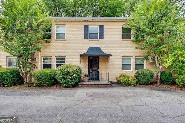 1048 Saint Charles Avenue, Atlanta